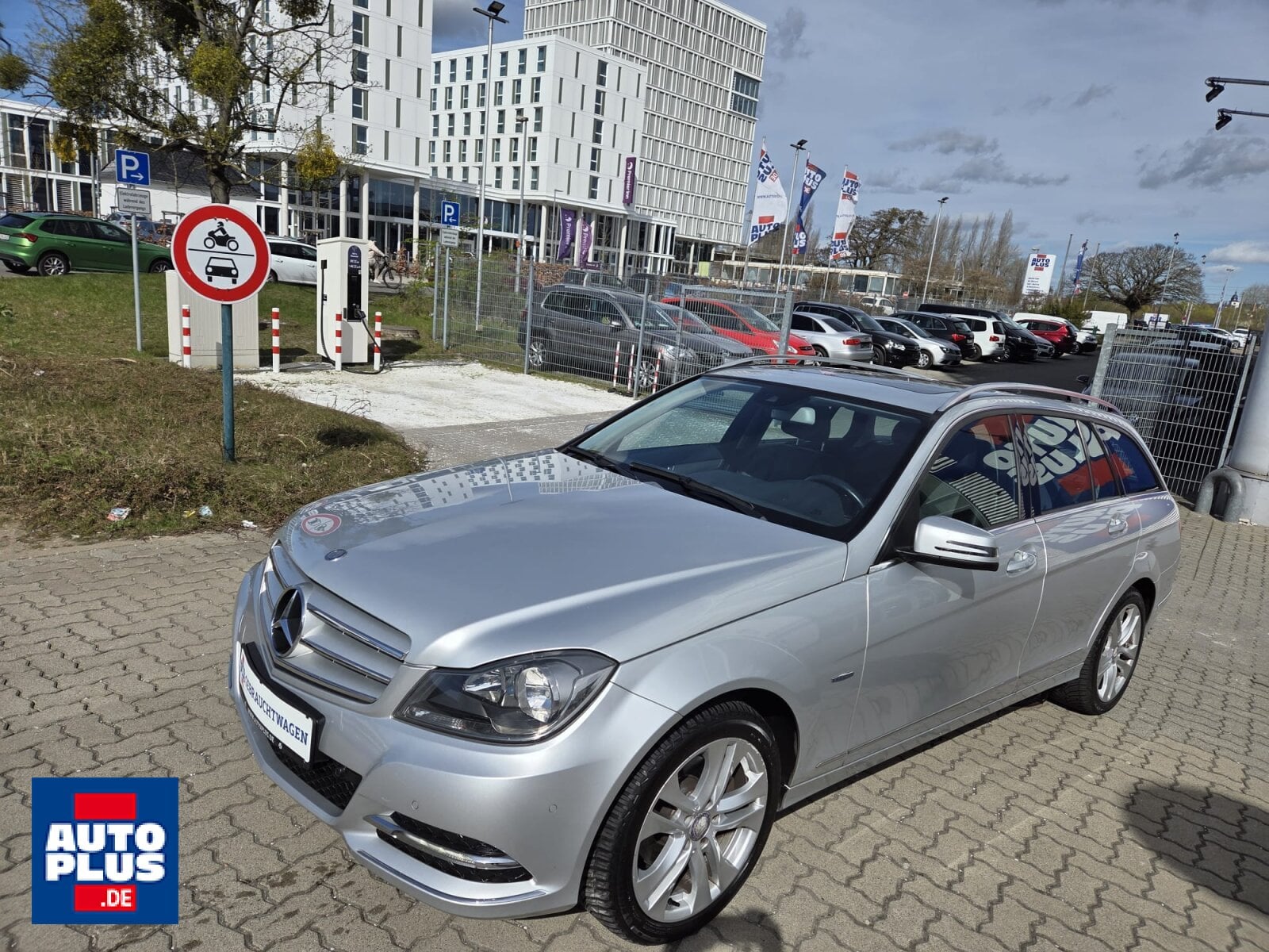 Mercedes-Benz C 250 T 7G-TRONIC Avantgarde PDC+NAVI+SITZHZG