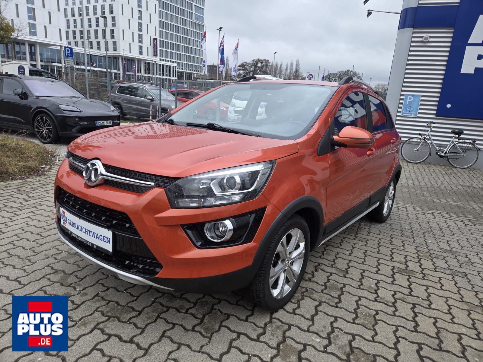 BAIC Senova X25 Comfort PDC+KLIMA+AHK+MF-LENKR+HU NEU