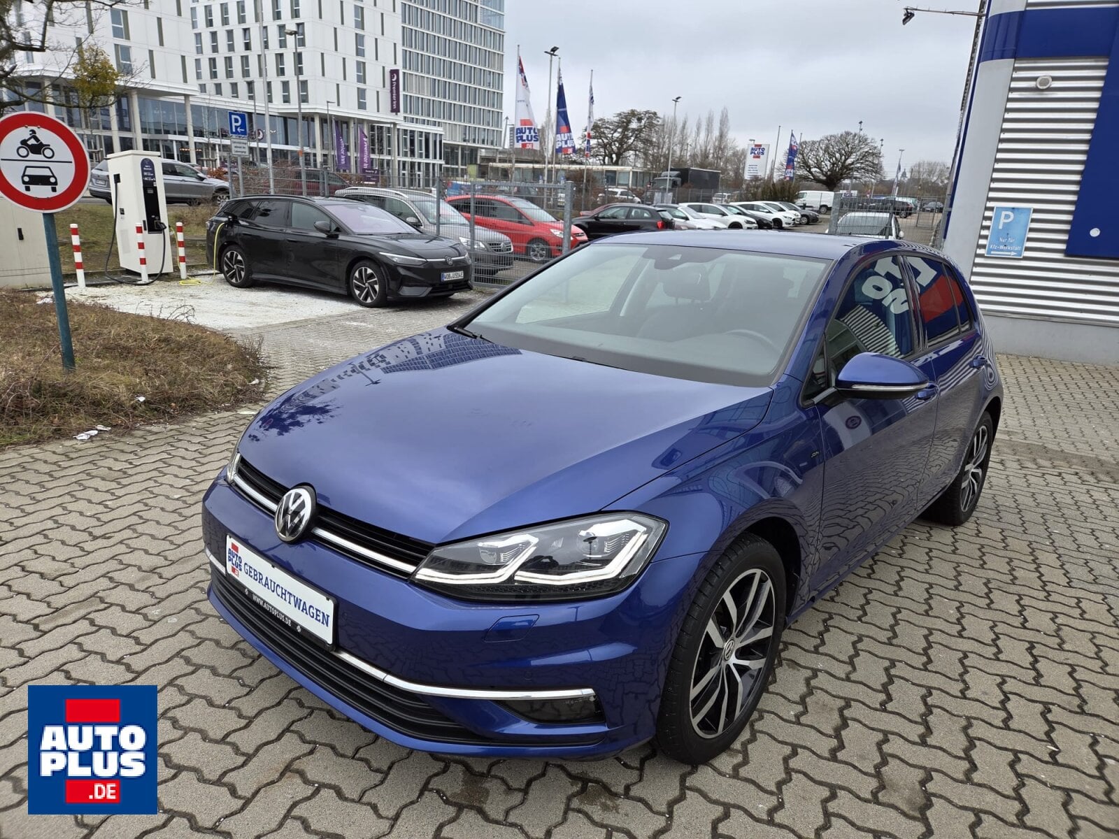Volkswagen Golf 1.6 TDI SCR DSG Join ACC+NAVI+SITZHZG+1.HD