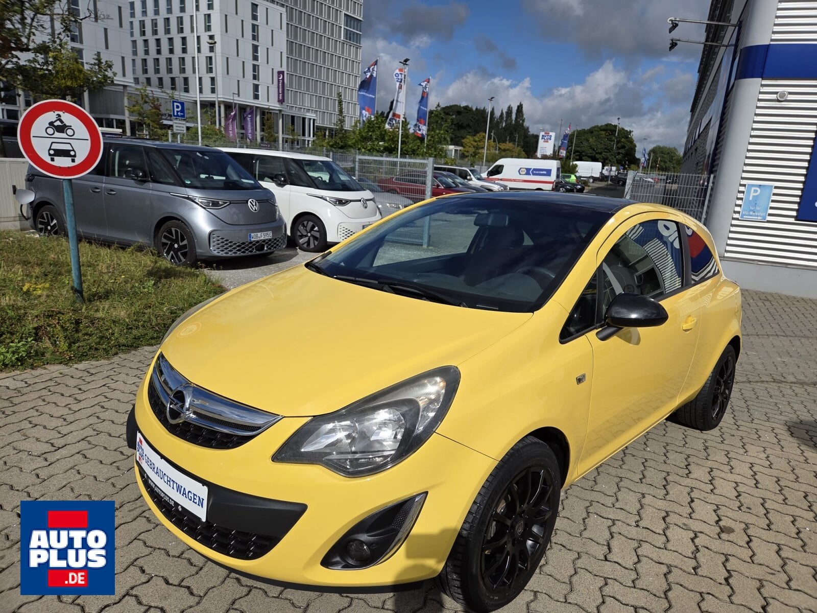 Opel Corsa 1.4 16V Selection KLIMA+E.FENSTERH+HU NEU