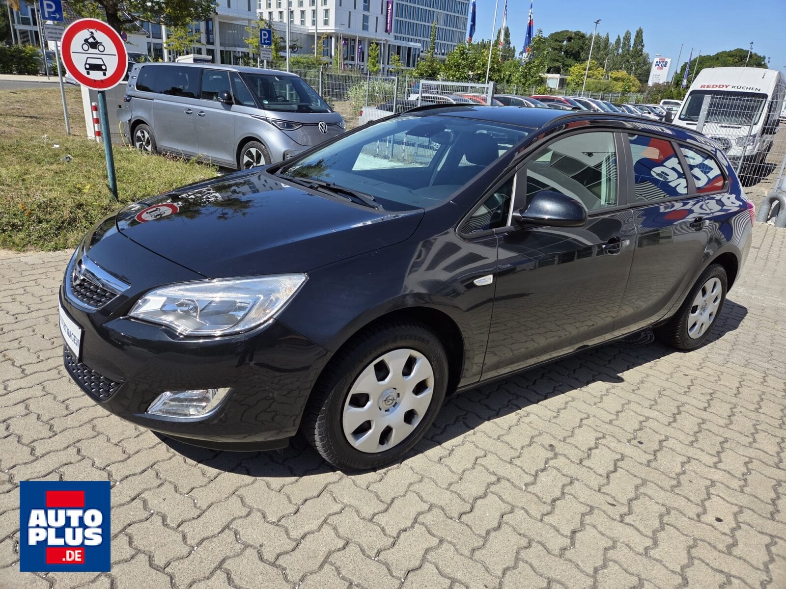 Opel Astra 1.4 PDC+TEMPOMAT+ALLWETTERREIFEN+HU NEU+G