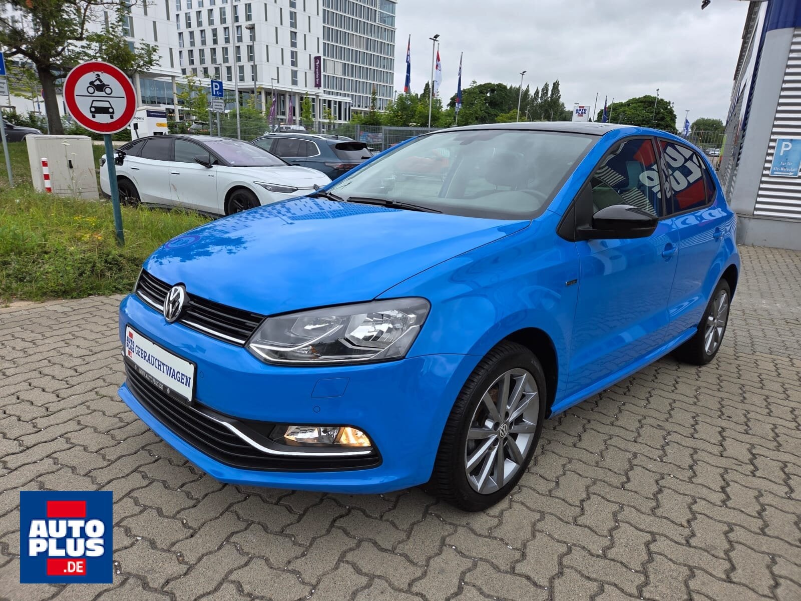 Volkswagen Polo 1.2 TSI BMT FRESH PANO+SITZHZG+PDC+1.HAND+G