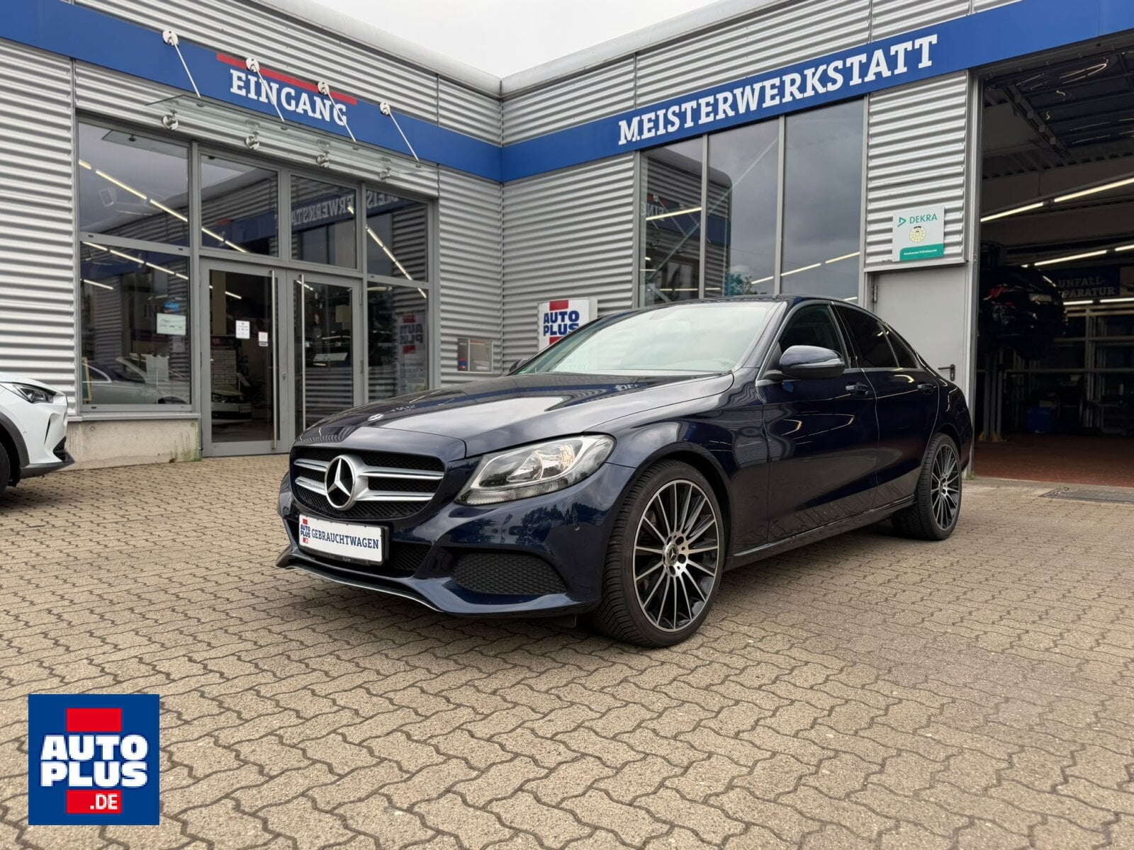 Mercedes-Benz C 200 (BlueTEC) AMG-LINE PDC+SITZHZG+NAVI+HU NEU